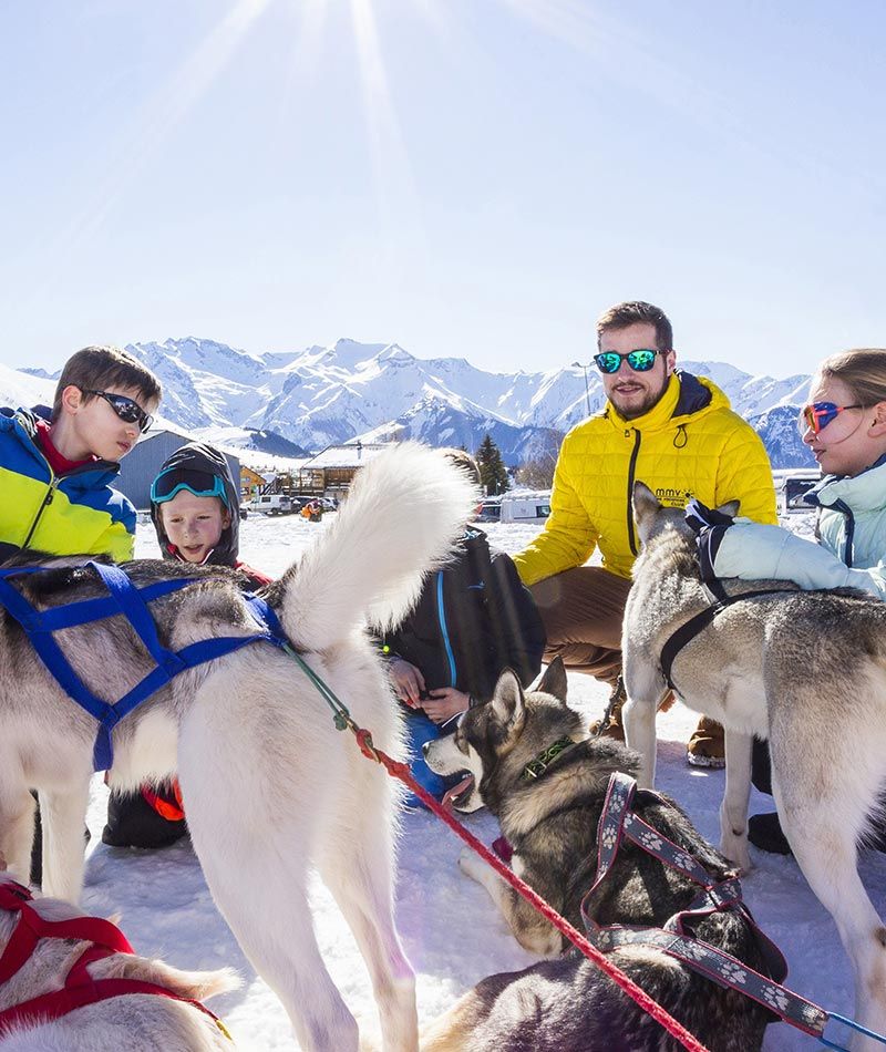 village vacances dans les Alpes : club animations enfants au ski