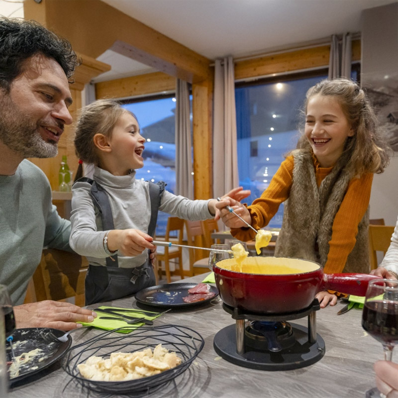 village vacances val thorens avec pension complète