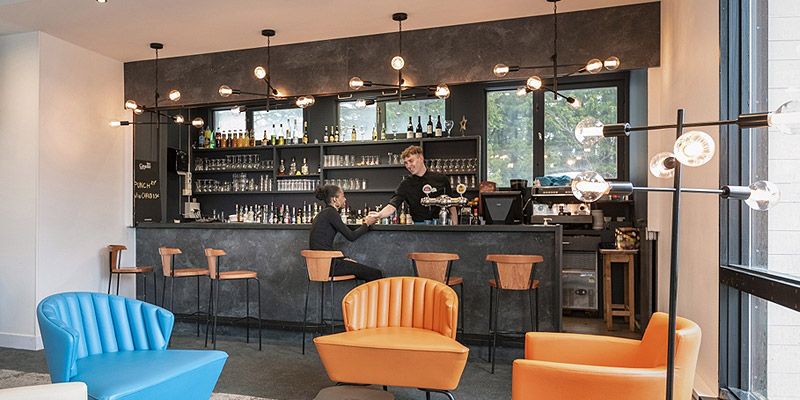 week-end à la montagne avec bar et activités