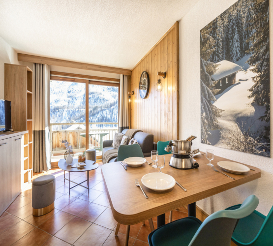 residence-club-ski-montgenevre-le-hameau-des-airelles-02